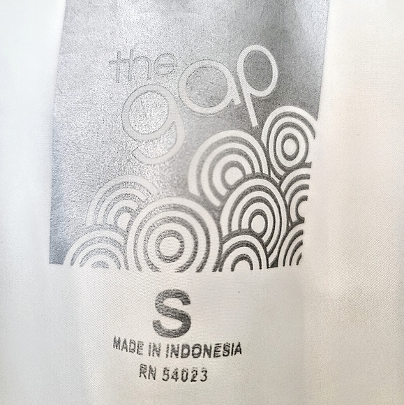 Gap cropped puffer jacket - Picture 4 of 5